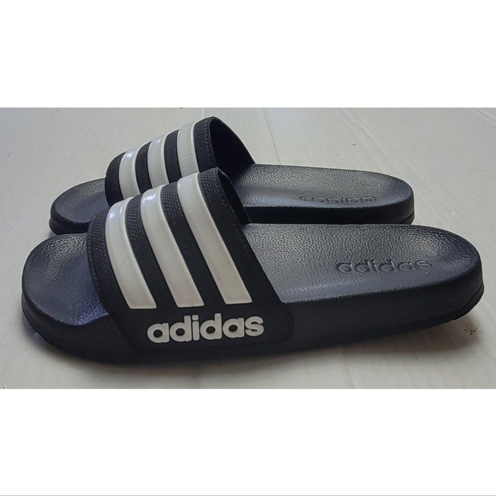 ADIDAS Slides - Picture 6 of 13